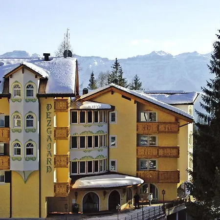 Pez Gajard Aparthotel