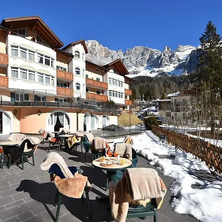Pez Gajard Aparthotel San Martino Di Castrozza