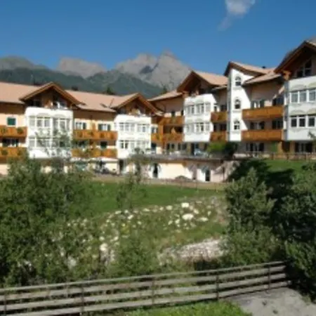 Aparthotel Pez Gajard 3*