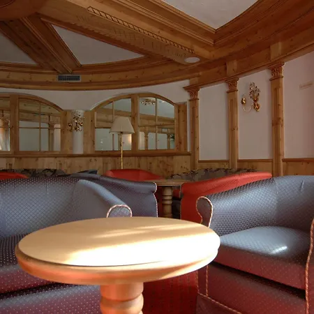 Pez Gajard Aparthotel San Martino Di Castrozza