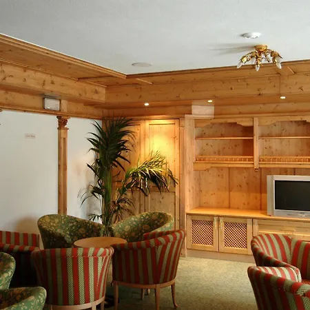 Pez Gajard Aparthotel San Martino Di Castrozza